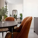 City Elegance In Historic Ville-Haute