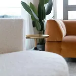 City Elegance In Historic Ville-Haute